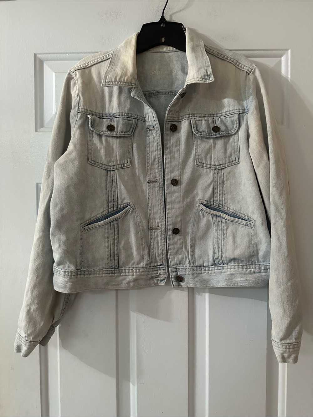 Gap Light Wash Faded Distressed Denim‎ Jacket - Women XL
